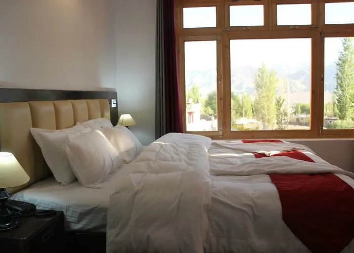Kangsing Otel Leh
